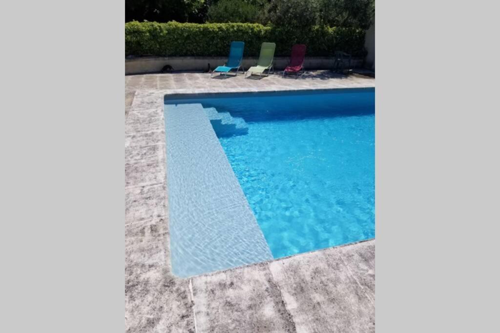 Appartement 2 Pers Avec Acces Piscine Saint-Rémy-de-Provence Exterior foto