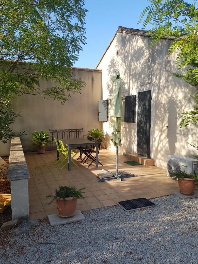 Appartement 2 Pers Avec Acces Piscine Saint-Rémy-de-Provence Exterior foto