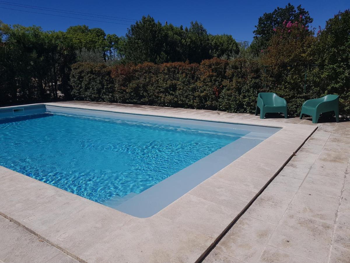 Appartement 2 Pers Avec Acces Piscine Saint-Rémy-de-Provence Exterior foto